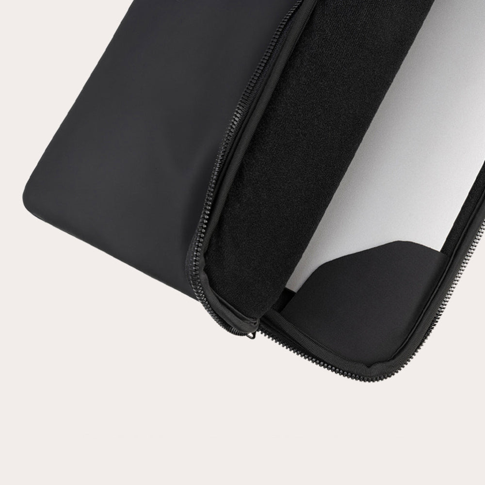 Funda Sleeve Gommo MacBook Air/ Pro 13/14" Negro | Tucano