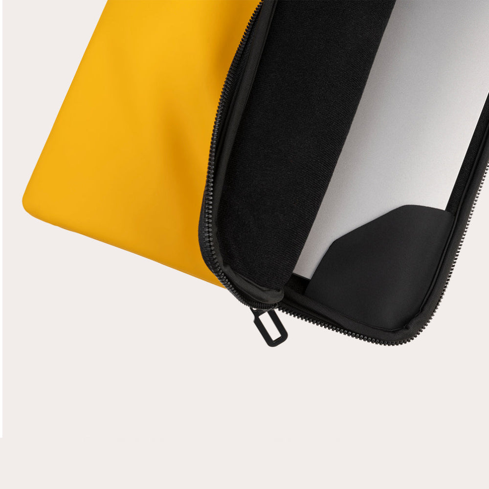 Funda Sleeve Gommo MacBook Air/ Pro 13/14" Amarillo | Tucano