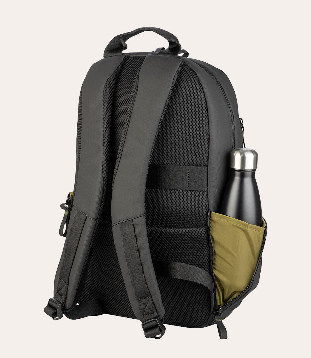 Mochila Laser MacBook 16" Negro | Tucano