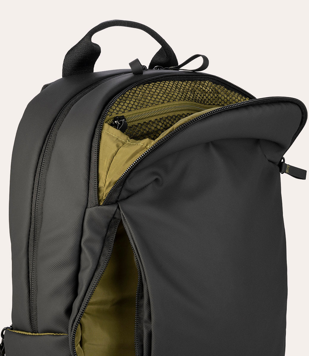 Mochila Laser MacBook 16" Negro | Tucano