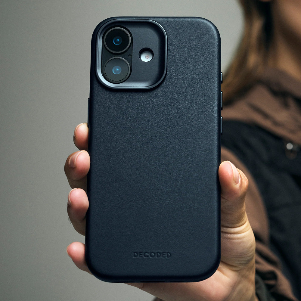 Funda Piel Azul iPhone 17 | Decoded