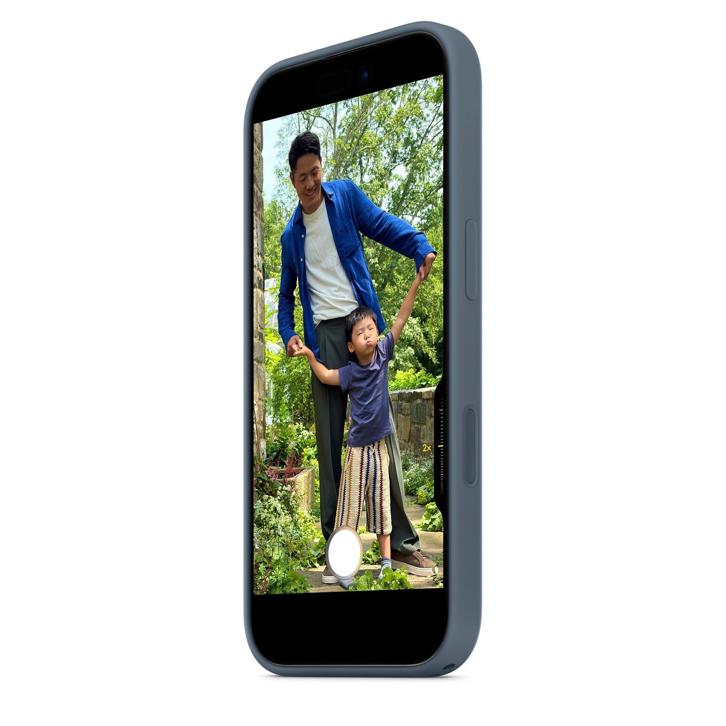 iphone-17-silicone-case-with-magsafe-anchor-blue_MGEW4_AV5