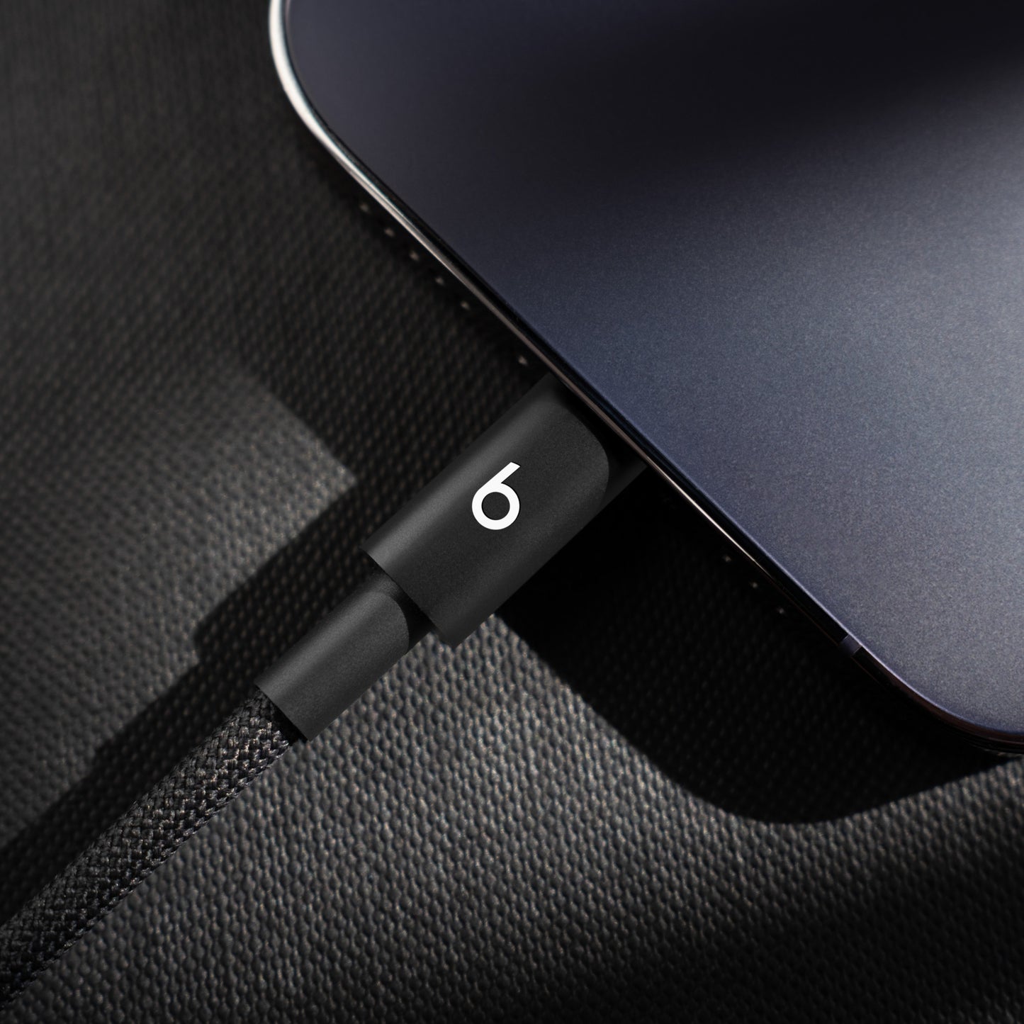 Cable trenzado USB-C a Lightning (1,5 m) Negro carbón | Beats