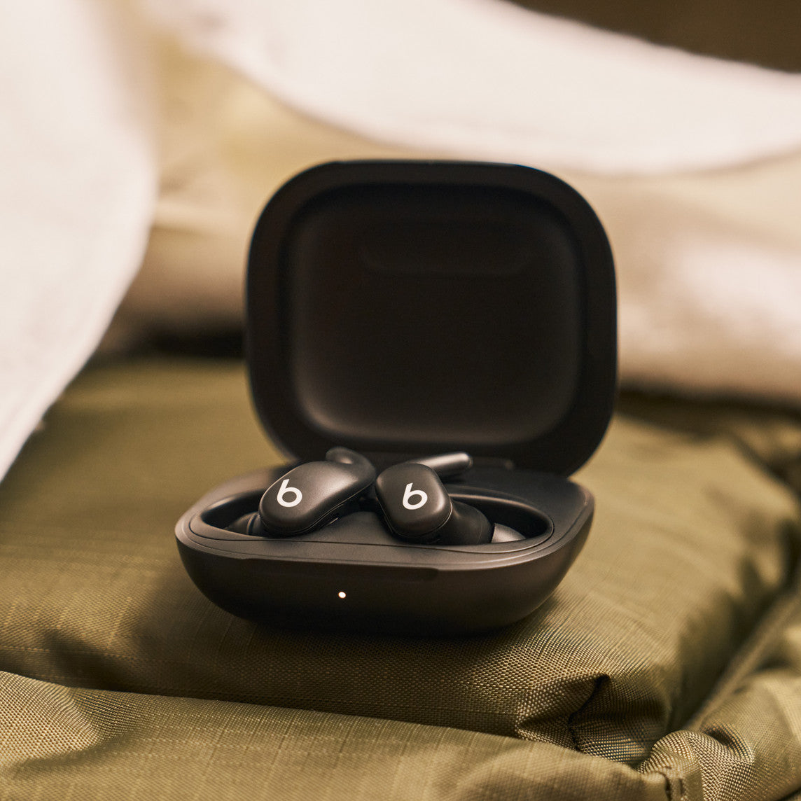 Powerbeats Fit Auriculares deportivos inalámbricos cancelación de ruido Negro azabache | Beats