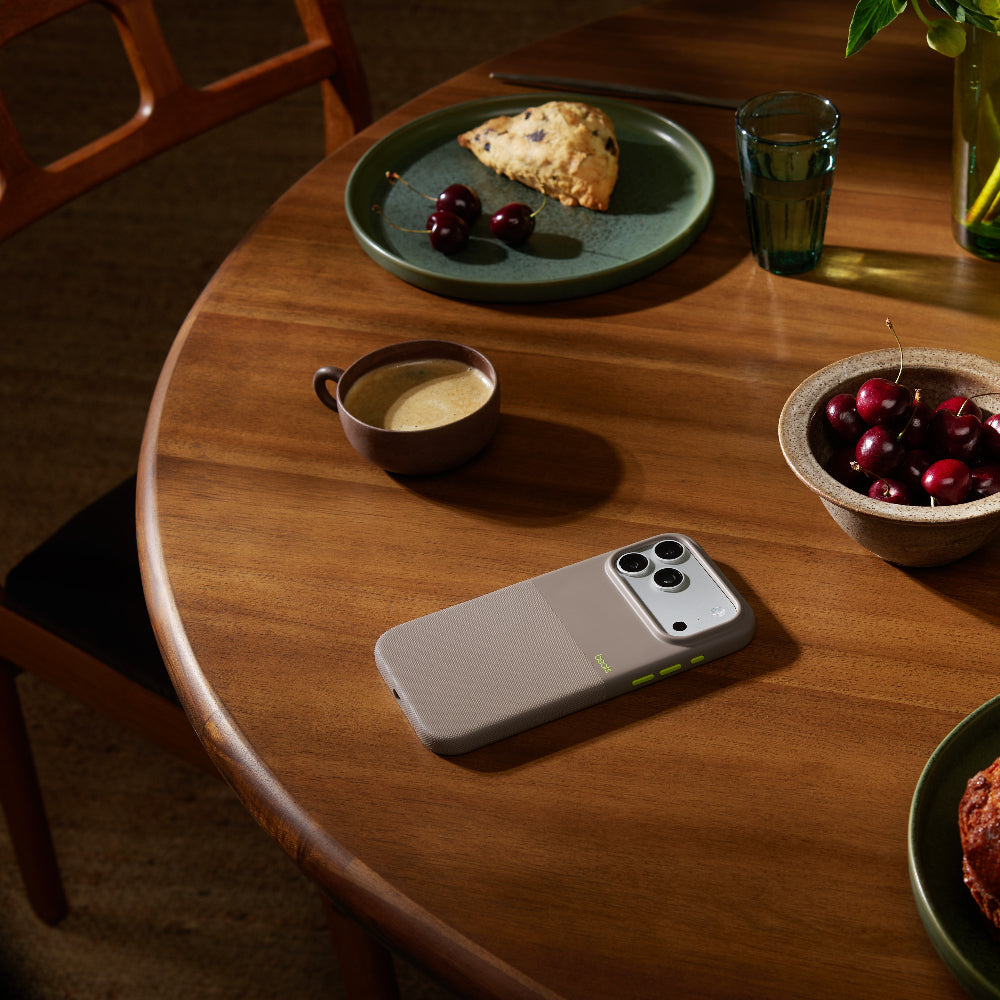 Funda Rugged Gris Alpino MagSafe Control Cámara iPhone 17 Pro Max | Beats