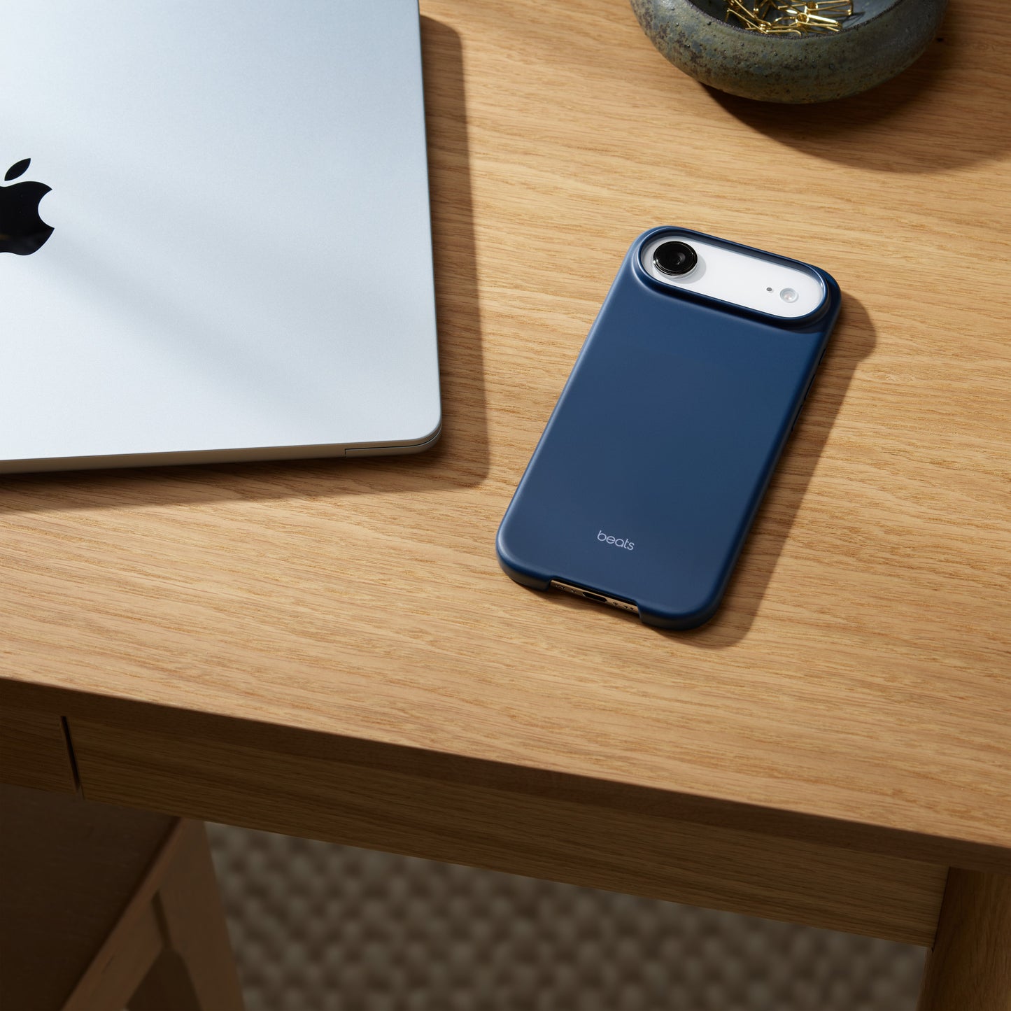 Funda Azul cobalto MagSafe Control Cámara iPhone Air | Beats