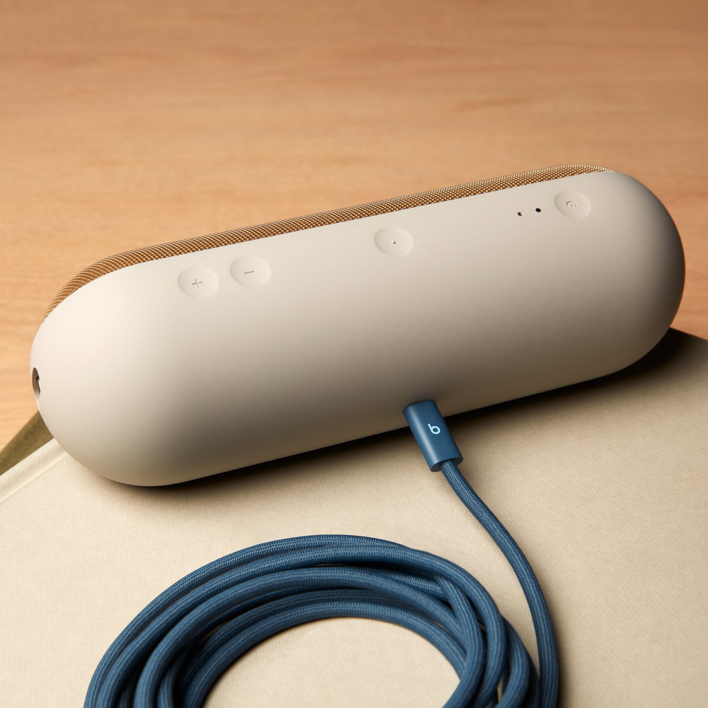 Cable trenzado USB-C a USB-C (3 m) 240W Azul Índigo | Beats