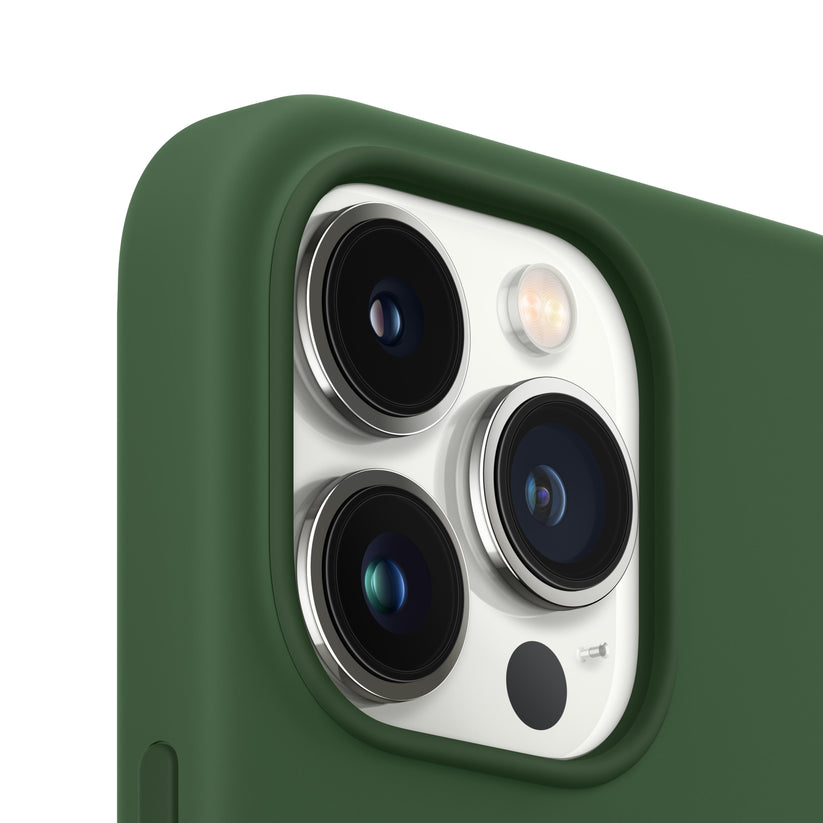 Estuche de silicona con MagSafe para el iPhone 13 Pro Max - Verde trébol - Rossellimac